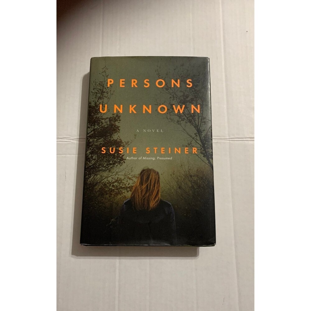 Persons Unknown by Susie Steiner. Hardback book